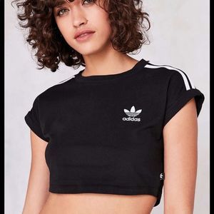 Adidas crop top t-shirt size M